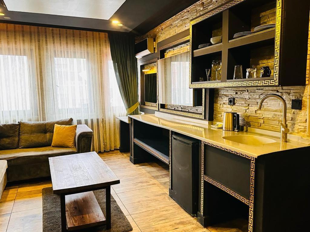 Golden Rock House Ancara Exterior foto